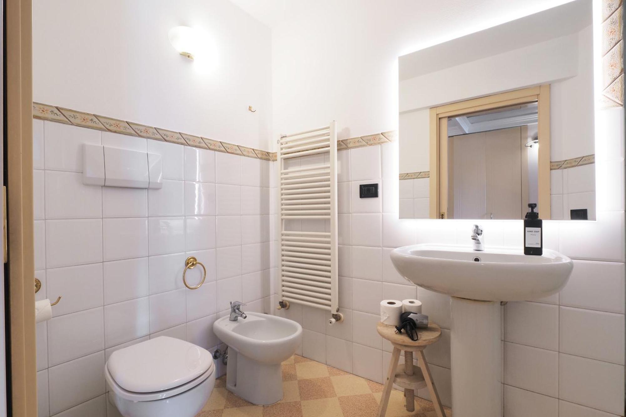 Duomo Cathedral View - Luxury Apartment 밀라노 외부 사진