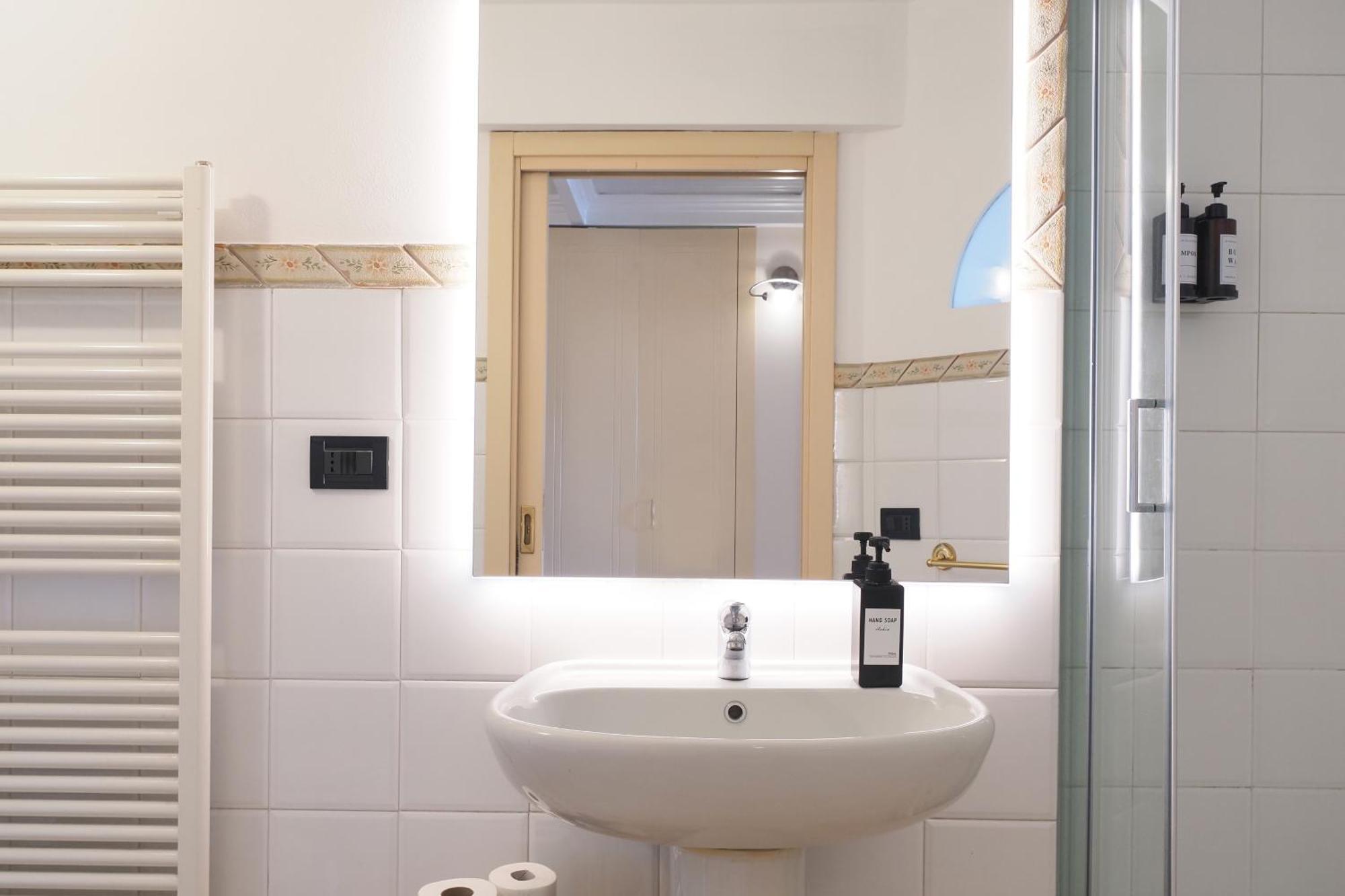 Duomo Cathedral View - Luxury Apartment 밀라노 외부 사진